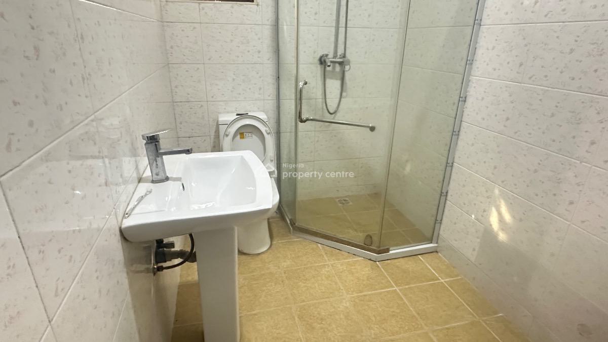 Spacious and Fully Serviced 2 Bedroom Apartment, Close to Emadeb Filling Station After Bannex Bridge, Mabushi, Abuja, Flat / Apartment for Rent