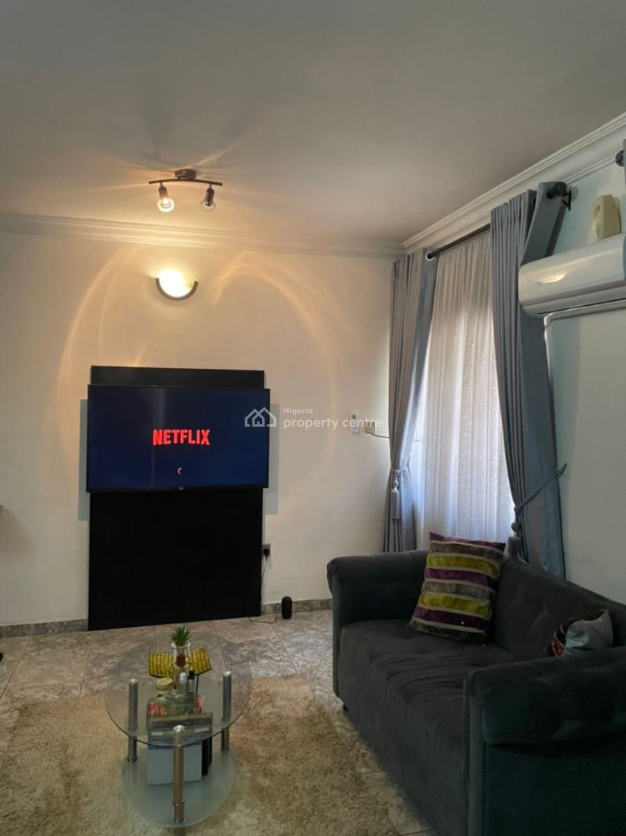 Furnished Master Bedroom, Marwa Lekki Phase 1, Lekki Phase 1, Lekki, Lagos, Flat / Apartment Short Let
