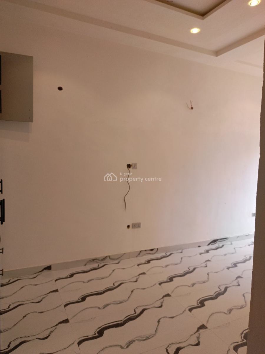 Brand New 2 Bedroom Flat in an Estate, Fo1 Layout Kubwa, Fo1 Layout, Kubwa, Abuja, Flat / Apartment for Rent