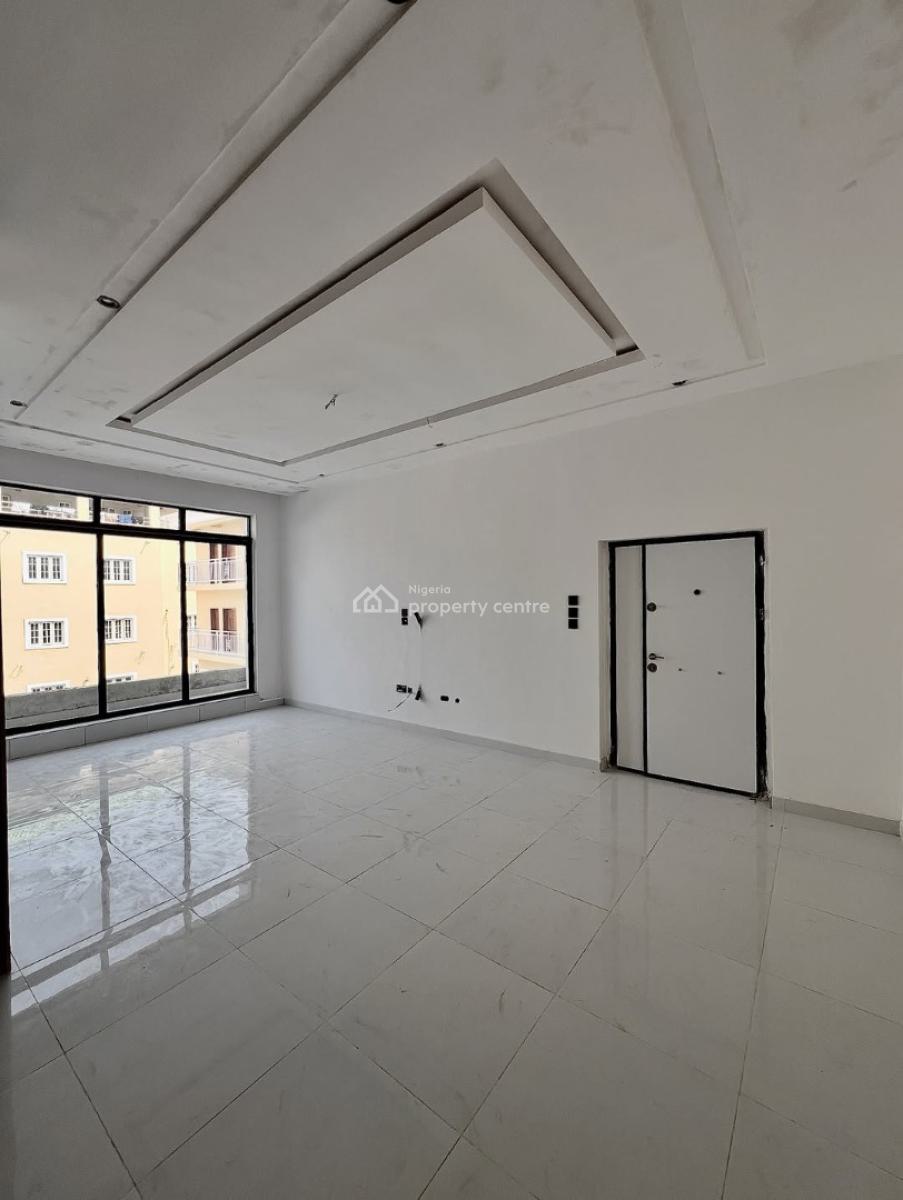 Fully Serviced 2 Bedroom Apartment, Lekki Phase 1, Lekki, Lagos, Block of Flats for Sale