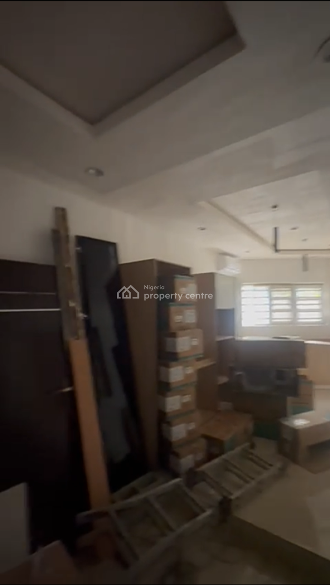 Standard and Spacious 1 Bedroom Flat, Victoria Island (vi), Lagos, Flat / Apartment for Rent