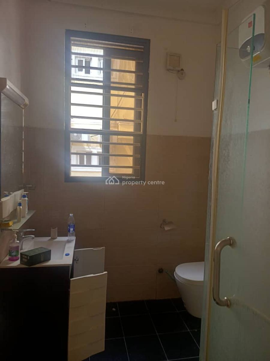 4 Bedroom Terrace in Oniru Victoria Island  4 People in The Compound., Oniru, Victoria Island (vi), Lagos, Terraced Duplex for Sale