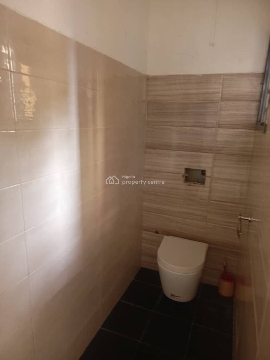 4 Bedroom Terrace in Oniru Victoria Island  4 People in The Compound., Oniru, Victoria Island (vi), Lagos, Terraced Duplex for Sale