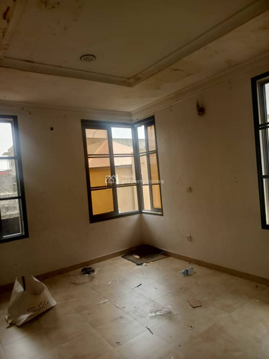4 Bedroom Terrace in Oniru Victoria Island  4 People in The Compound., Oniru, Victoria Island (vi), Lagos, Terraced Duplex for Sale