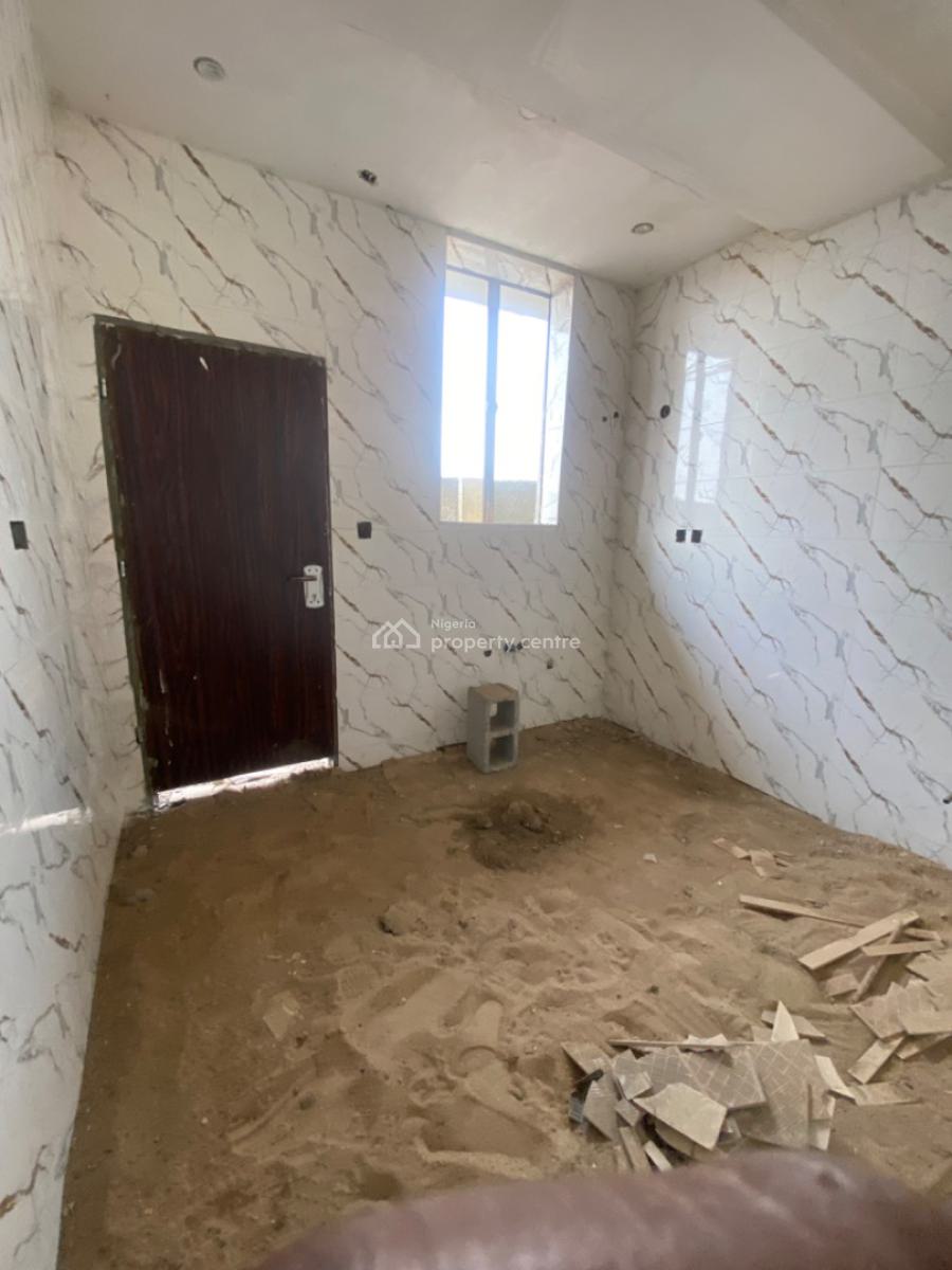 Luxury 3 Bedroom Flat in a Secured Estate on a Tarred Road, Mbora (nbora), Abuja, Block of Flats for Sale