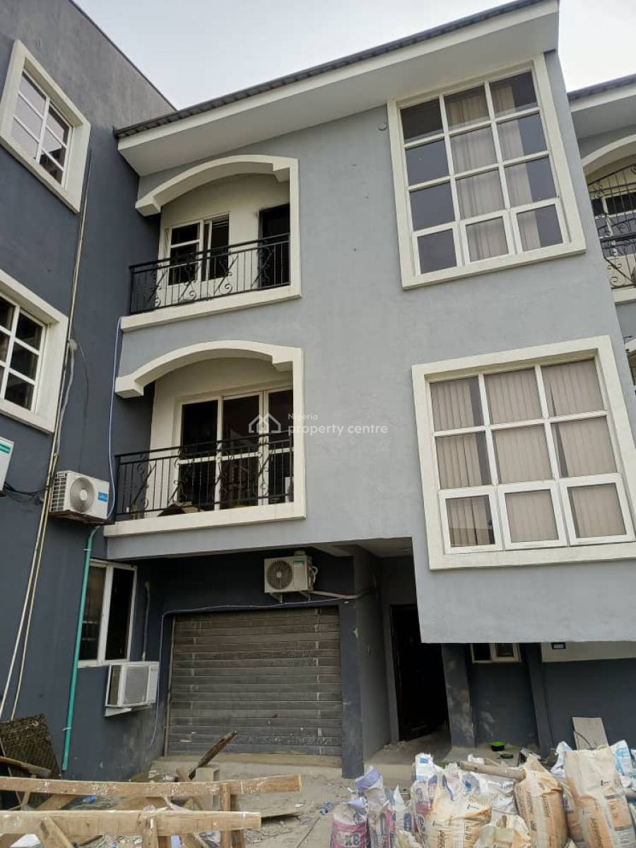 4 Bedroom Terrace in Oniru Victoria Island. Rt #30m Service Charge #, Oniru, Victoria Island (vi), Lagos, Terraced Duplex for Rent