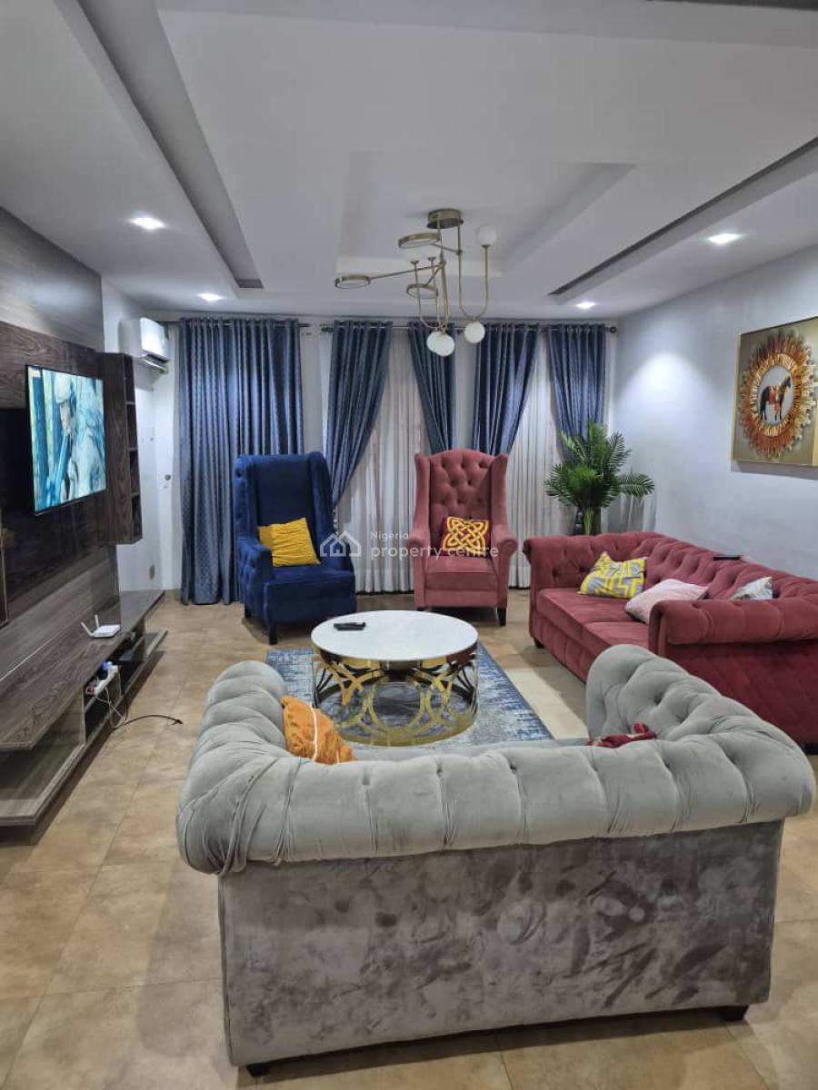 3 Bedroom Apartment, Magodo Phase 2, Magodo, Lagos, Flat / Apartment Short Let