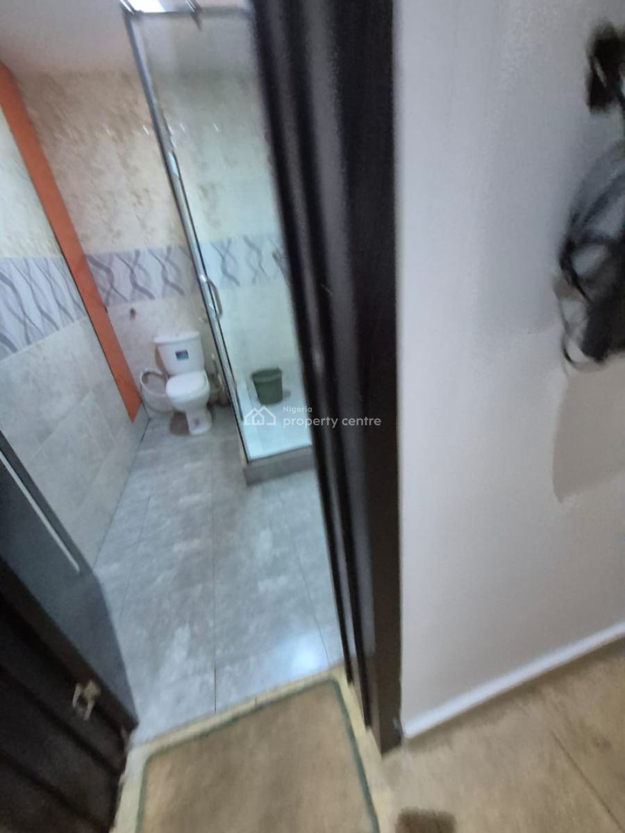 3 Bedroom Apartment, Magodo Phase 2, Magodo, Lagos, Flat / Apartment Short Let