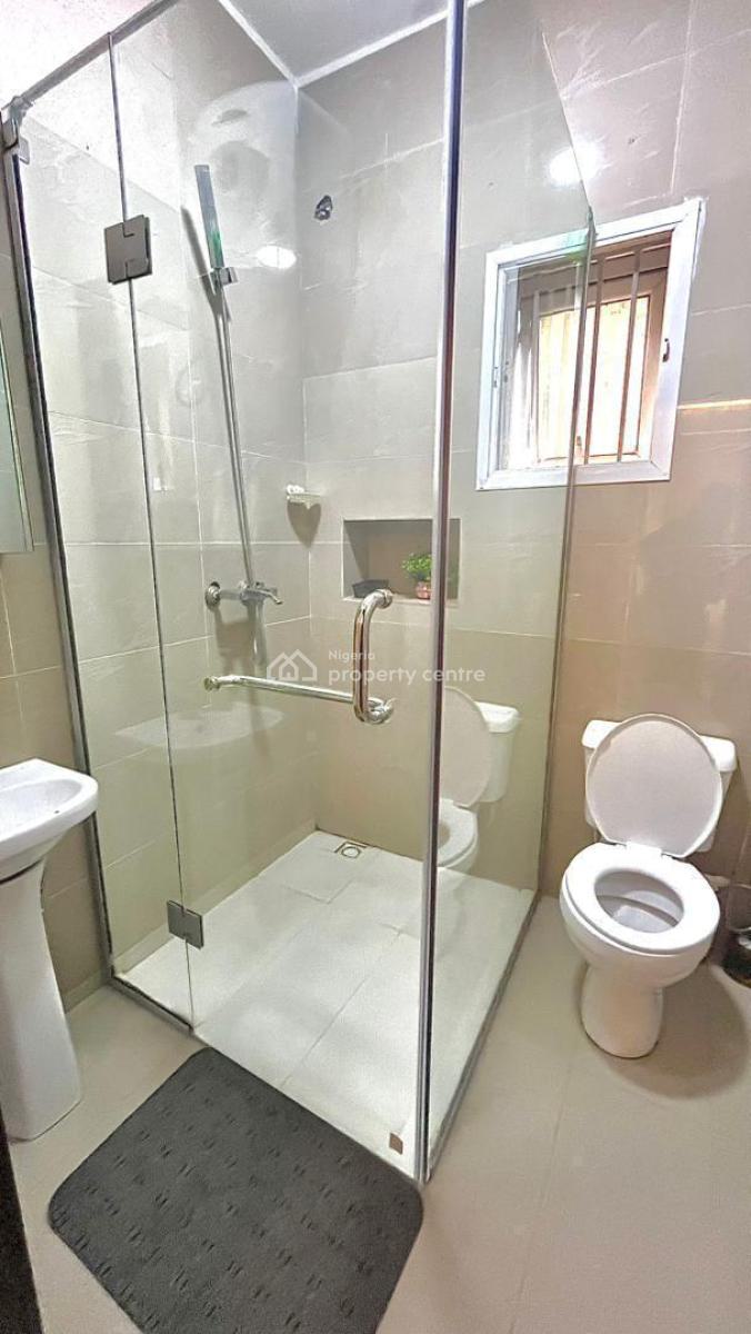 Luxury 2 Bedroom Apartment, No 3, Ayodele Odubiyi Street, Lekki Phase 1, Lekki, Lagos, Flat / Apartment Short Let