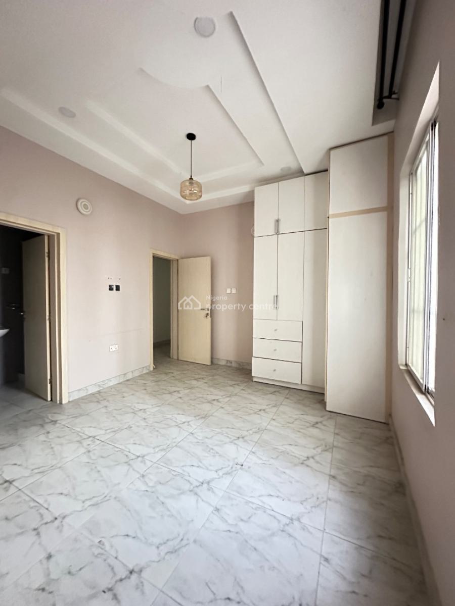 Massive 3 Bedroom Flat, Ikate, Lekki, Lagos, Flat / Apartment for Rent
