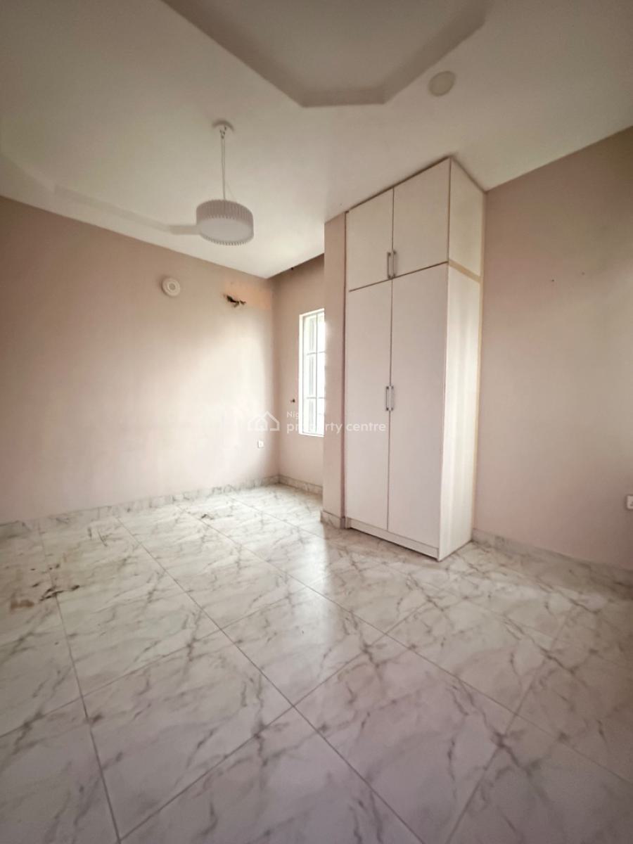 Massive 3 Bedroom Flat, Ikate, Lekki, Lagos, Flat / Apartment for Rent