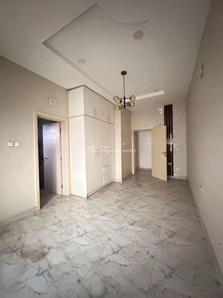 Massive 3 Bedroom Flat, Ikate, Lekki, Lagos, Flat / Apartment for Rent