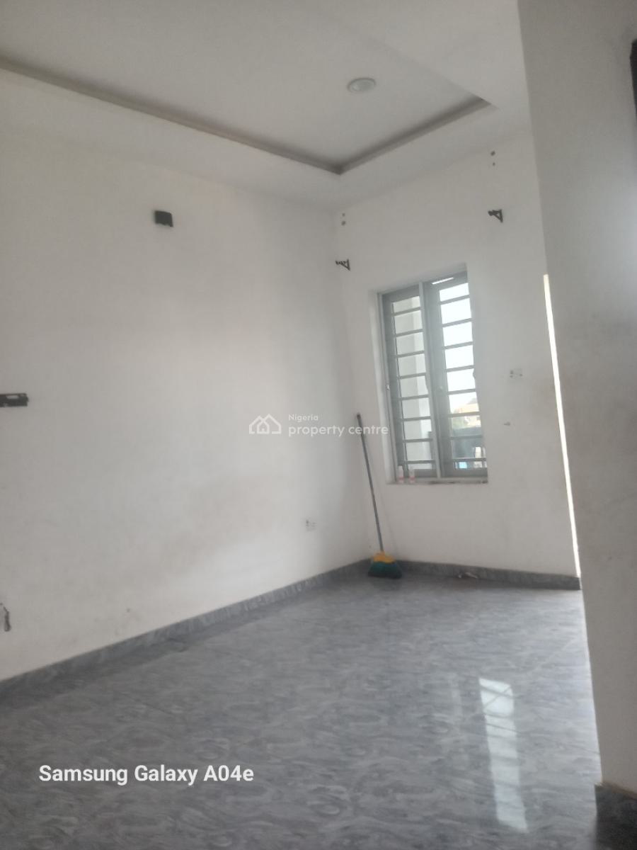 Spacious Lovely Fine 2bedroom Flat Upstairs, Unity Estate Badore Ajah Lagos, Badore, Ajah, Lagos, Flat / Apartment for Rent