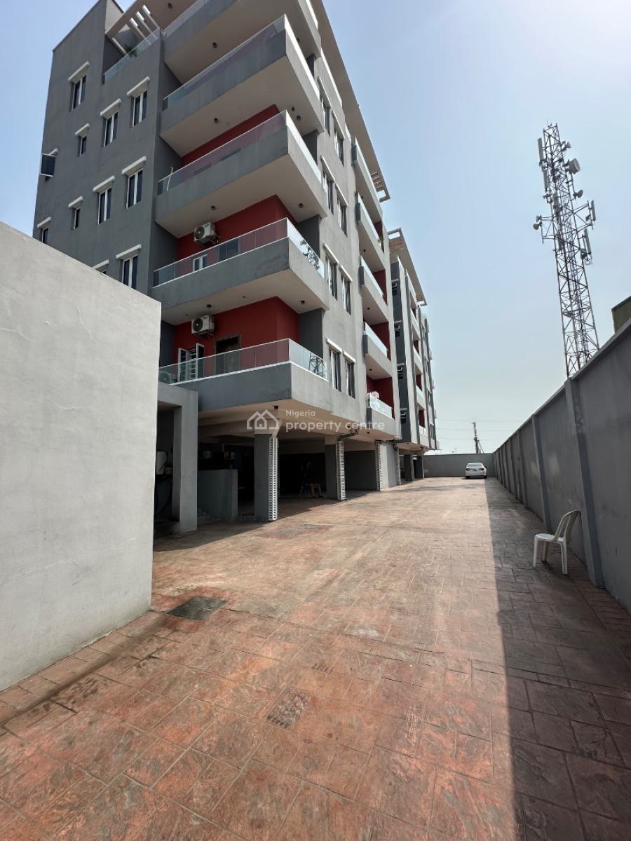 Clean & Spacious 3 Bedroom Flat with Elevator & Swimming Pool, Ikate, Lekki, Lagos, Flat / Apartment for Rent