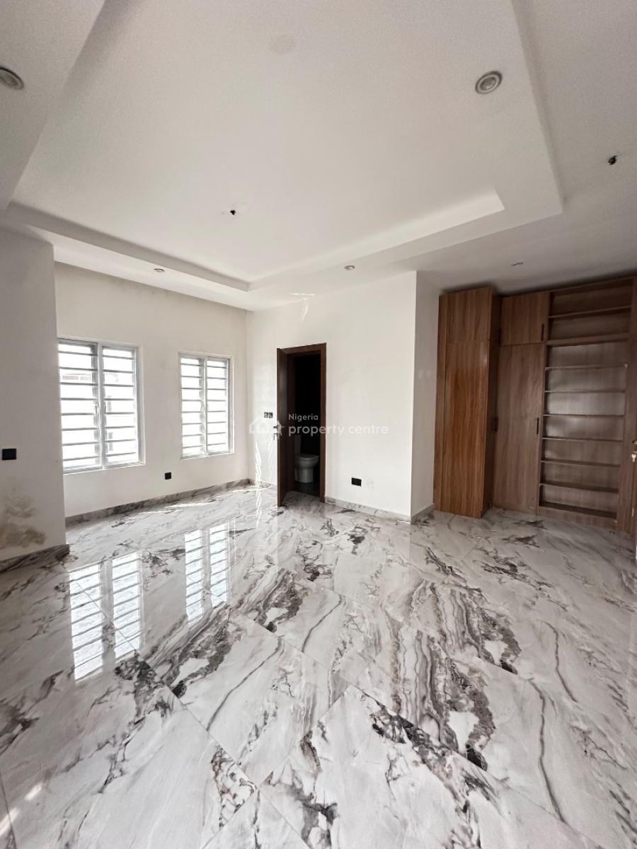 Clean & Spacious 3 Bedroom Flat with Elevator & Swimming Pool, Ikate, Lekki, Lagos, Flat / Apartment for Rent