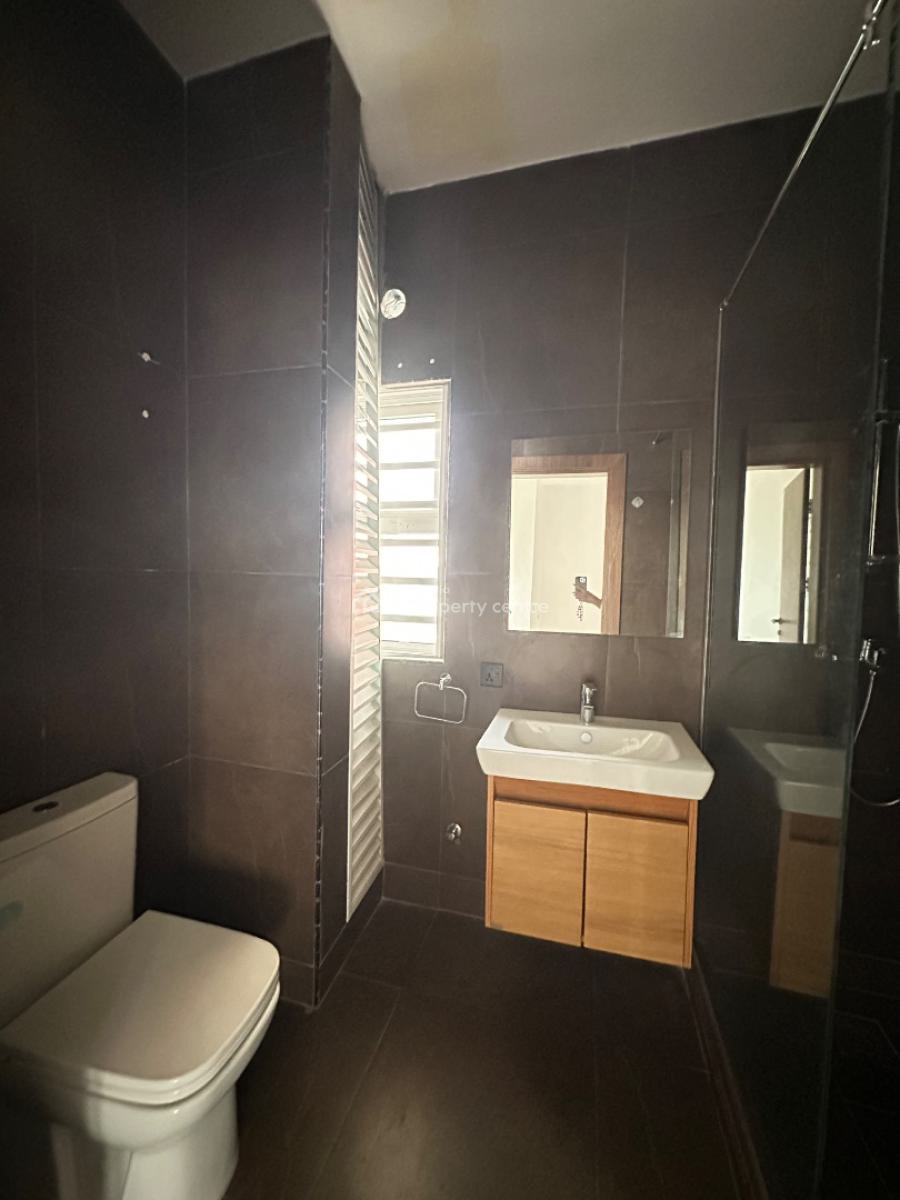 Clean & Spacious 3 Bedroom Flat with Elevator & Swimming Pool, Ikate, Lekki, Lagos, Flat / Apartment for Rent