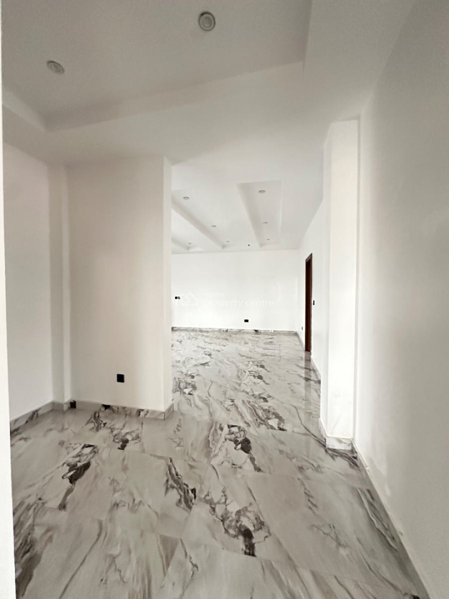 Clean & Spacious 3 Bedroom Flat with Elevator & Swimming Pool, Ikate, Lekki, Lagos, Flat / Apartment for Rent