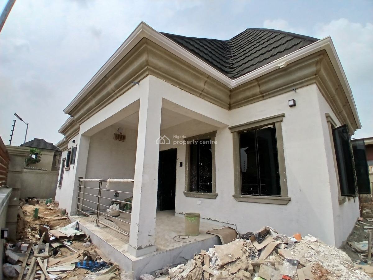 Tastefully Finished Corner Piece 3 Bedroom Fully Detached Bungalow, Mowe, Mowe Town, Ogun, Detached Bungalow for Sale