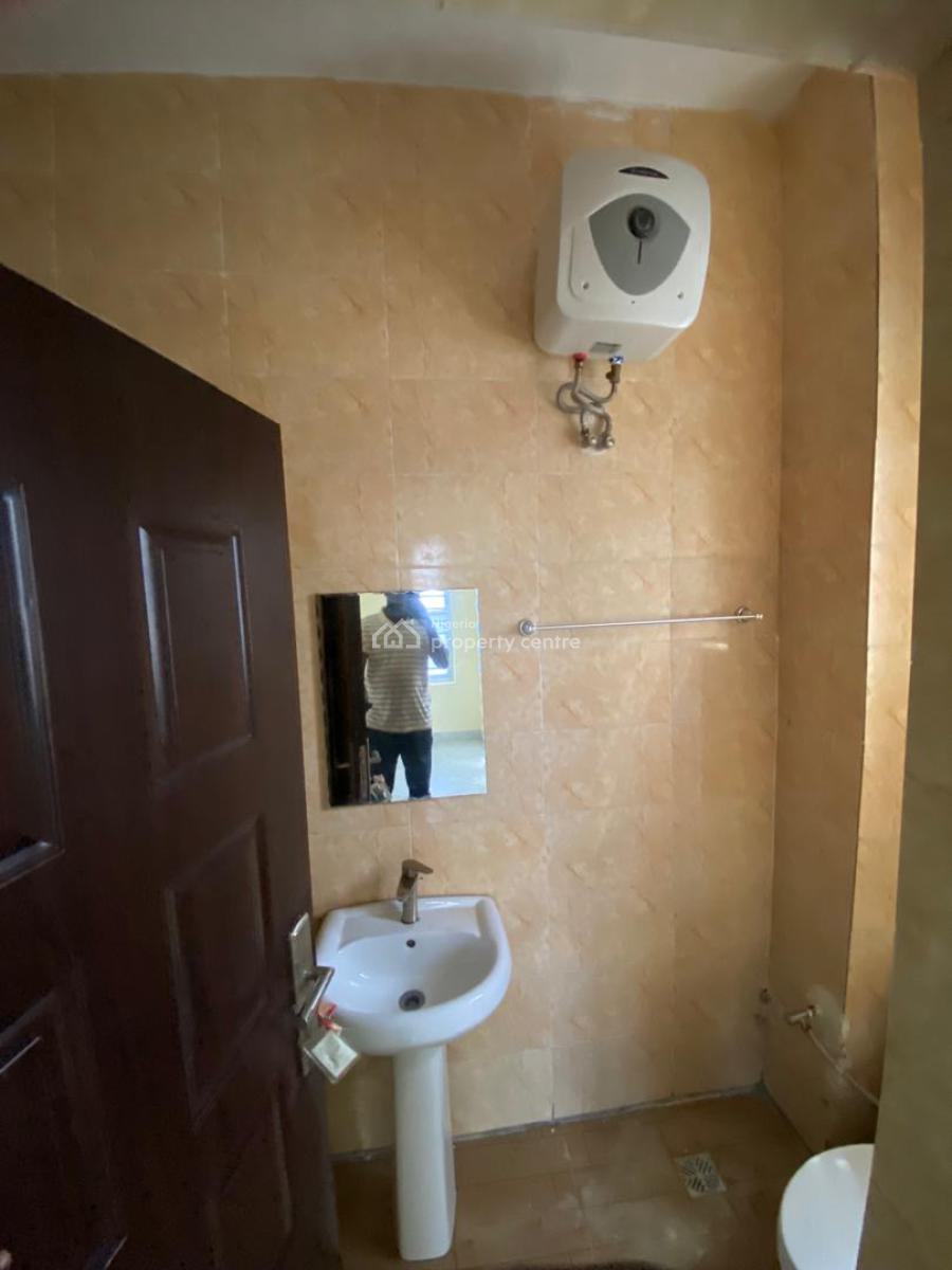 2 Bedrooms Flat, Peninsula Gardens Estate, Sangotedo, Ajah, Lagos, Flat / Apartment for Rent
