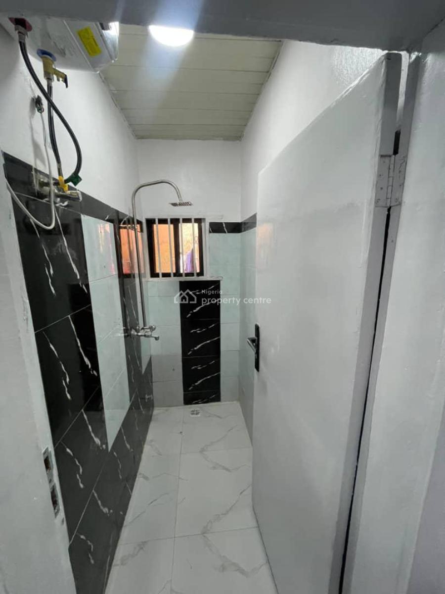 2 (two) Bedroom Semi Detached Bungalow, Lekki Phase 1, Lekki, Lagos, Semi-detached Bungalow for Rent