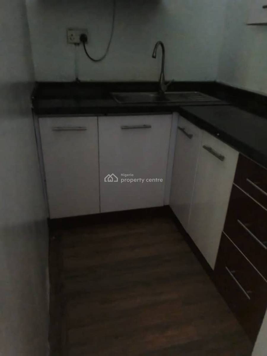 Fully Serviced Studio Apartments Upstairs, Salem, Ikate, Lekki, Lagos, Self Contain (single Rooms) for Rent