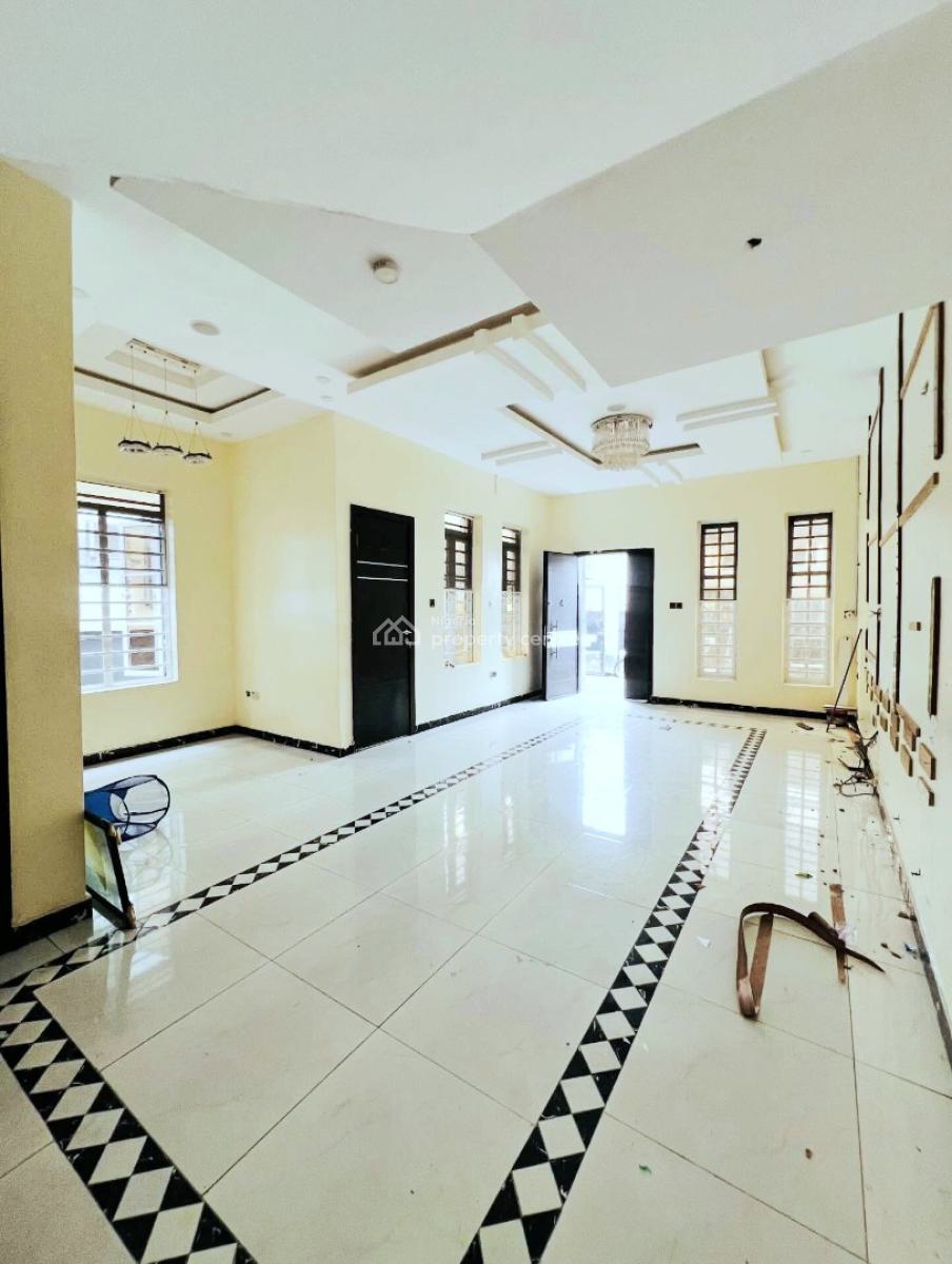Well Maintained 4 Bedroom Duplex, Osapa, Lekki, Lagos, Semi-detached Duplex for Rent