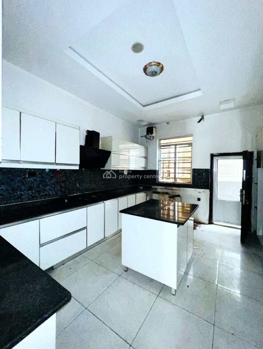 Well Maintained 4 Bedroom Duplex, Osapa, Lekki, Lagos, Semi-detached Duplex for Rent