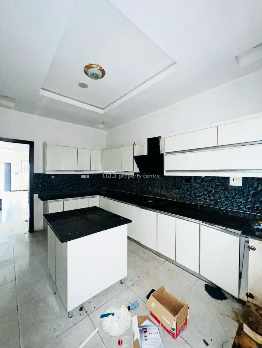 Well Maintained 4 Bedroom Duplex, Osapa, Lekki, Lagos, Semi-detached Duplex for Rent