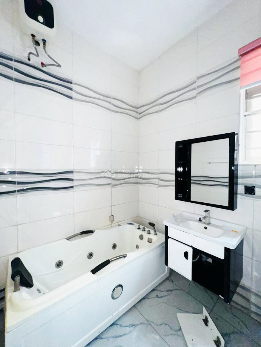 Well Maintained 4 Bedroom Duplex, Osapa, Lekki, Lagos, Semi-detached Duplex for Rent