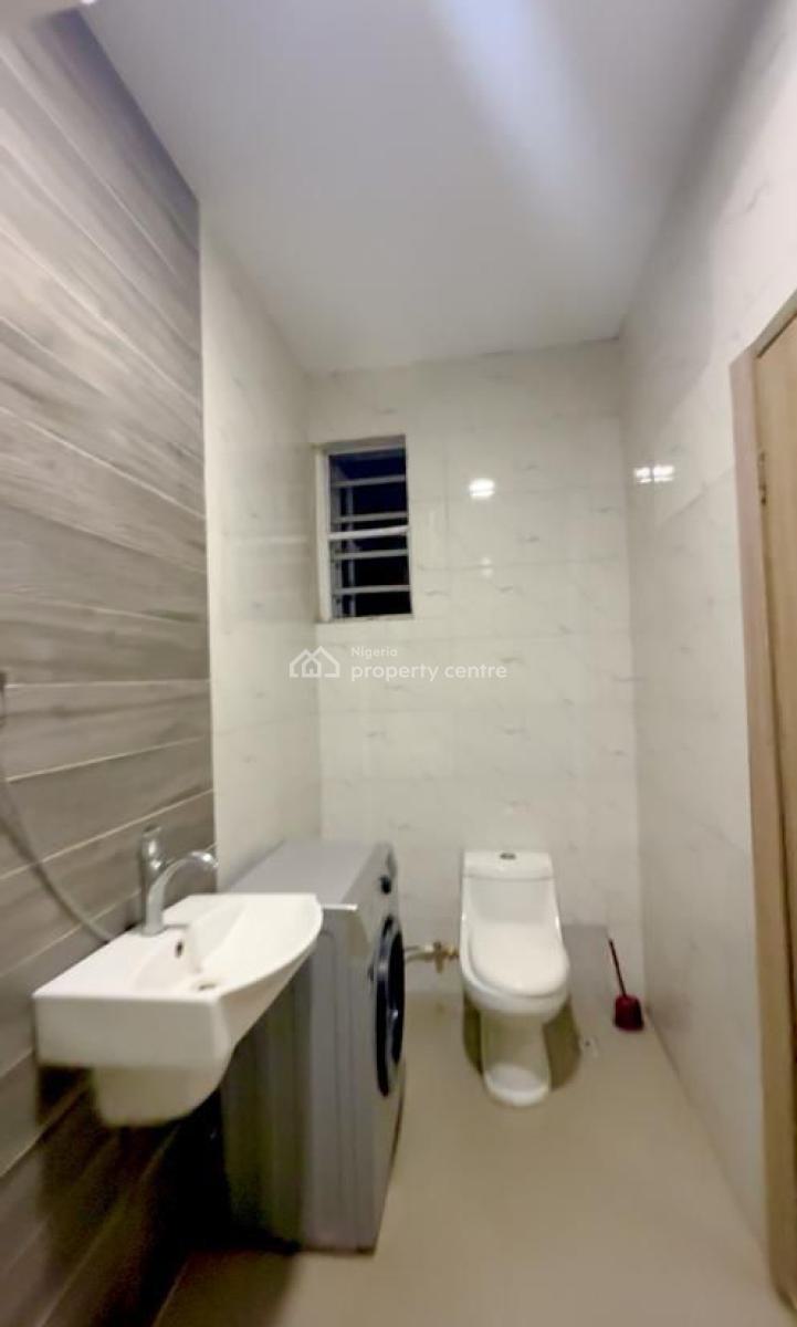 Spacious Masters Bedroom in a  Shared Duplex { Video}, Imperial Oak @ Royal Pine Gate 3 Orchid Road, Lekki, Lagos, Self Contain (single Rooms) for Rent