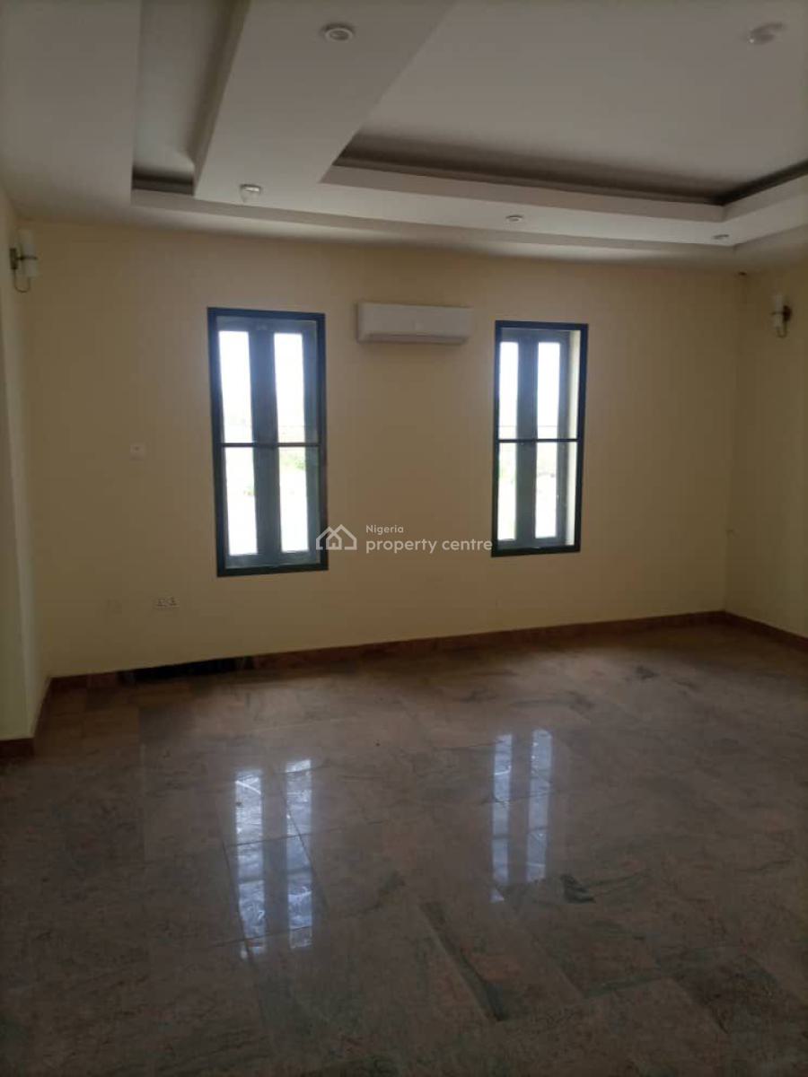 Vety Sweet 5bedroom Semi Detached House at Lekki, Osapa Corrie Creek Estate, Osapa, Lekki, Lagos, Semi-detached Duplex for Sale