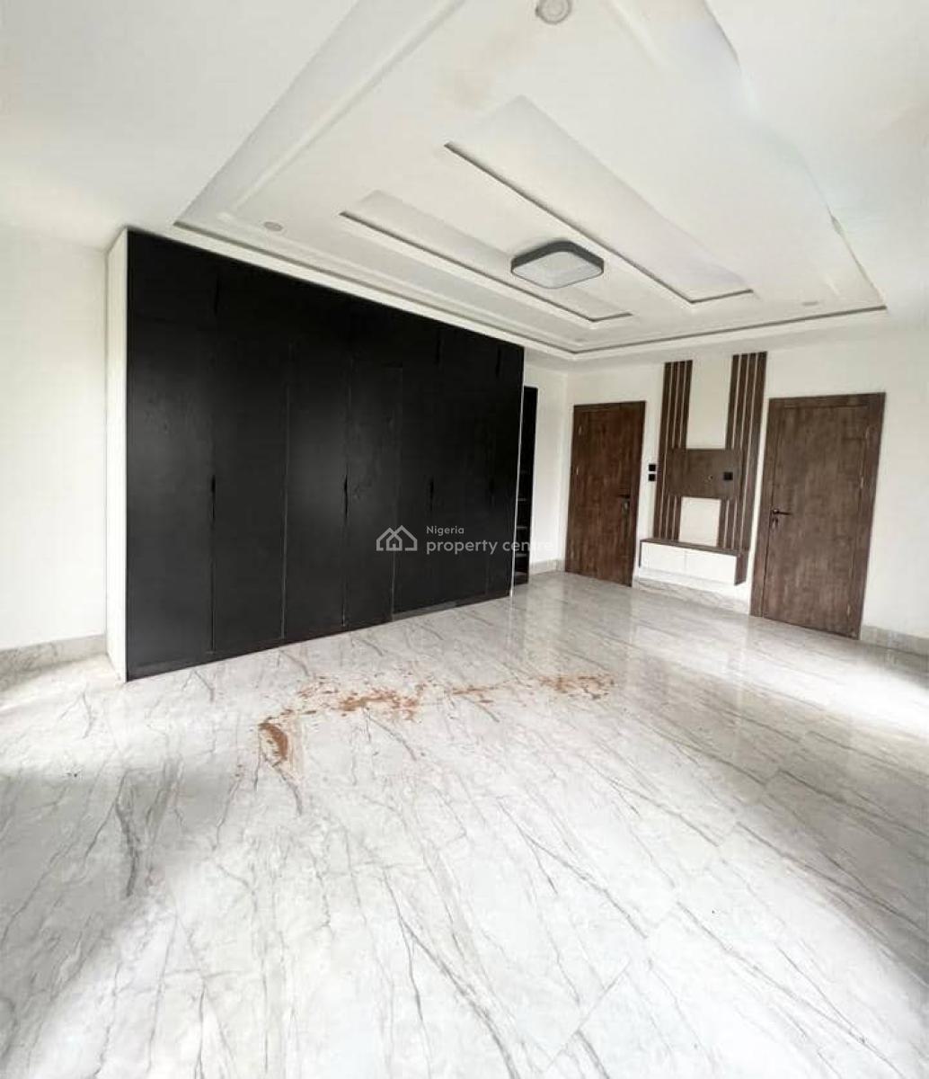 Luxury  2bedroom  Flat, Abraham Adesanya, Ajah, Lagos, Flat / Apartment for Rent