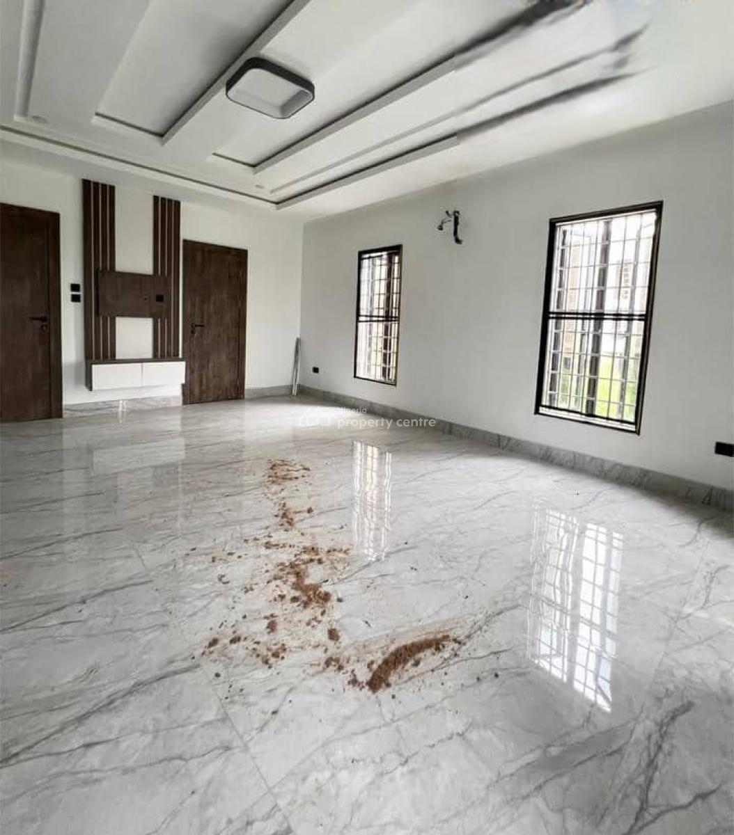 Luxury  2bedroom  Flat, Abraham Adesanya, Ajah, Lagos, Flat / Apartment for Rent