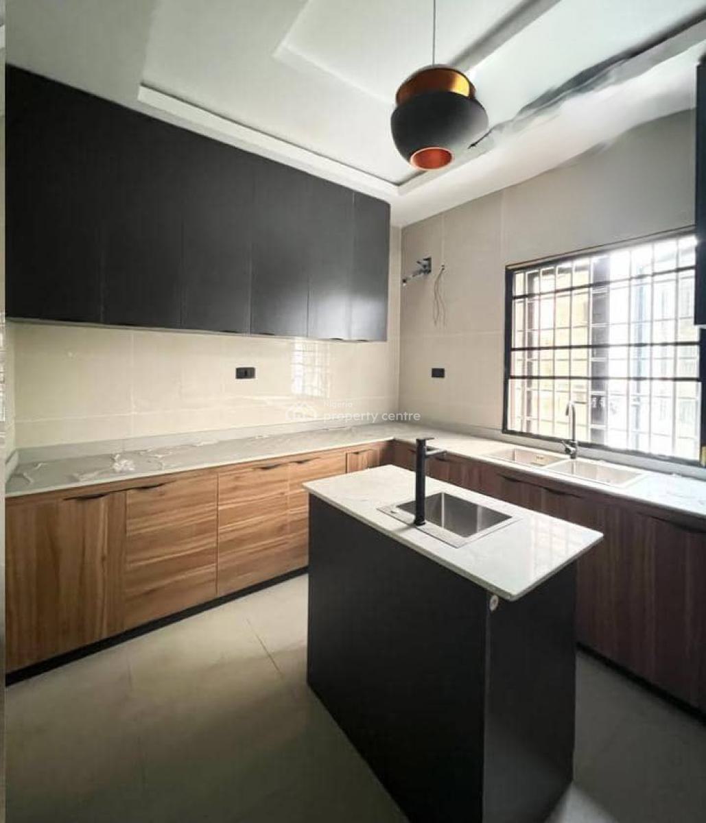 Luxury  2bedroom  Flat, Abraham Adesanya, Ajah, Lagos, Flat / Apartment for Rent