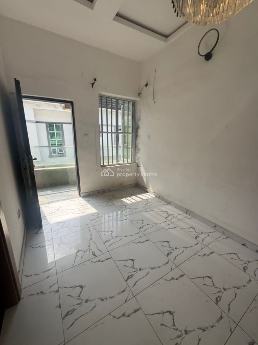Spacious Room and Parlor (miniflat) Aibikota Lekki Lagos, Ikota Via Megachiken, Lekki, Lagos, Flat / Apartment for Rent