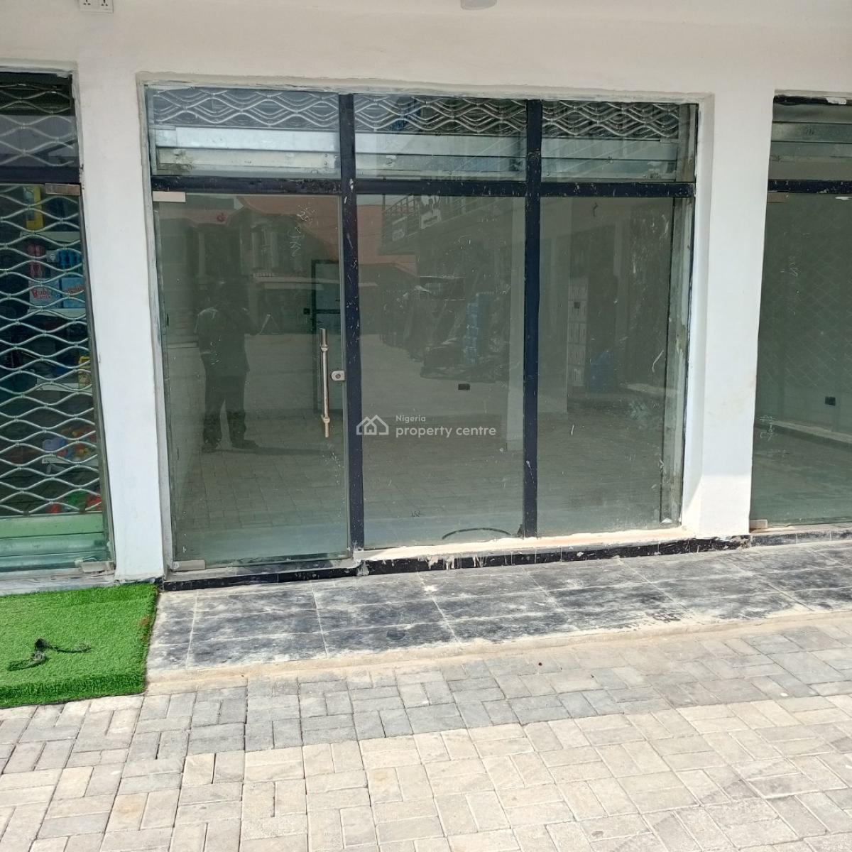 a Sharp Shop at Thomas Estate with 2 Private Toilet, Thomas Estate Ajah-lekki, Ajah, Lagos, Shop for Sale