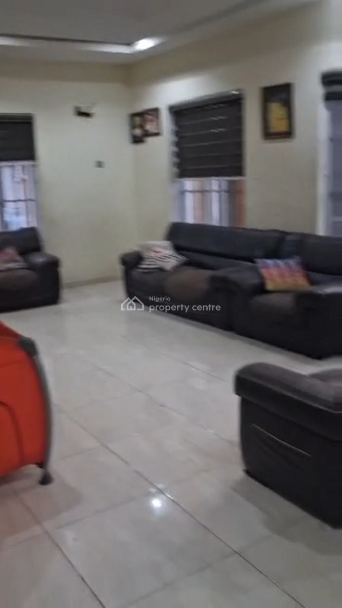Well Maintained 3bedroom Flat, Ologunfe, Awoyaya, Ibeju Lekki, Lagos, Flat / Apartment for Rent