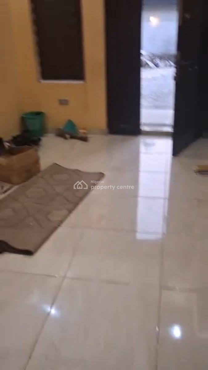 Well Maintained 3bedroom Flat, Ologunfe, Awoyaya, Ibeju Lekki, Lagos, Flat / Apartment for Rent