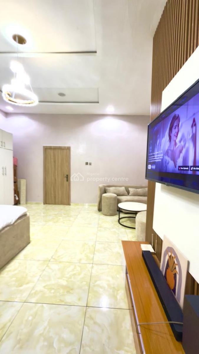 Spacious Masters Bedroom in a Serene Location, Royal Pine Gate 3, Orvhid Riad, Lekki, Lagos, Lekki, Lagos, Self Contain (single Rooms) for Rent