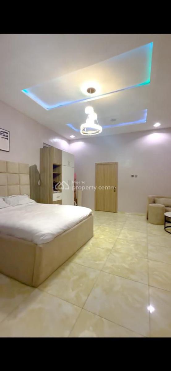 Spacious Masters Bedroom in a Serene Location, Royal Pine Gate 3, Orvhid Riad, Lekki, Lagos, Lekki, Lagos, Self Contain (single Rooms) for Rent