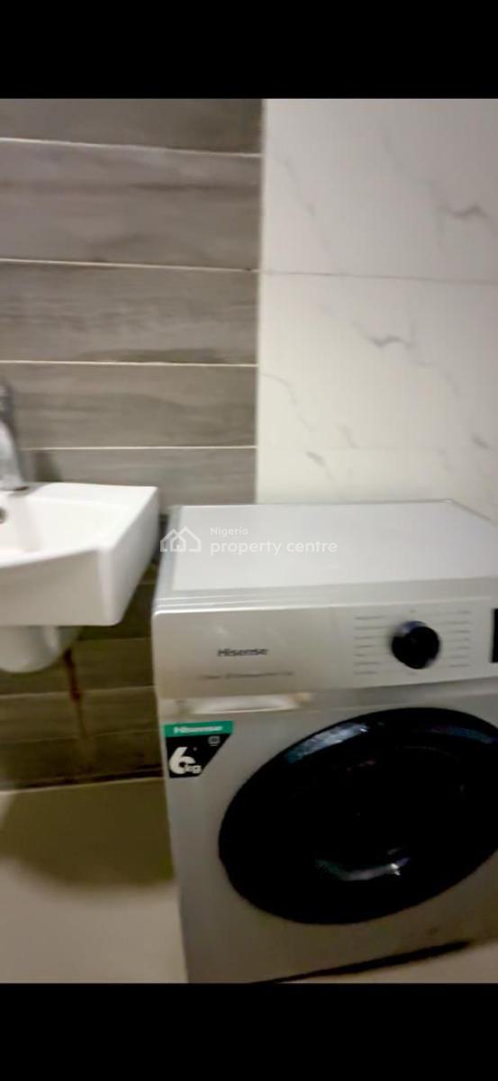 Spacious Masters Bedroom in a Serene Location, Royal Pine Gate 3, Orvhid Riad, Lekki, Lagos, Lekki, Lagos, Self Contain (single Rooms) for Rent