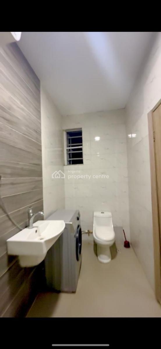 Spacious Masters Bedroom in a Serene Location, Royal Pine Gate 3, Orvhid Riad, Lekki, Lagos, Lekki, Lagos, Self Contain (single Rooms) for Rent