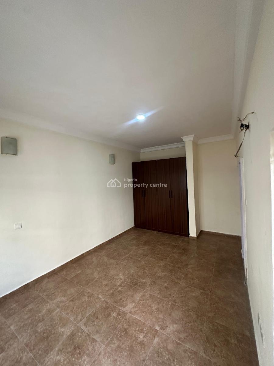 Well Spacious 3bedroom Apartment &bq (ground Floor ), Lekki Phase 1,lekki ,lagos ,nigeria, Lekki Phase 1, Lekki, Lagos, Flat / Apartment for Rent
