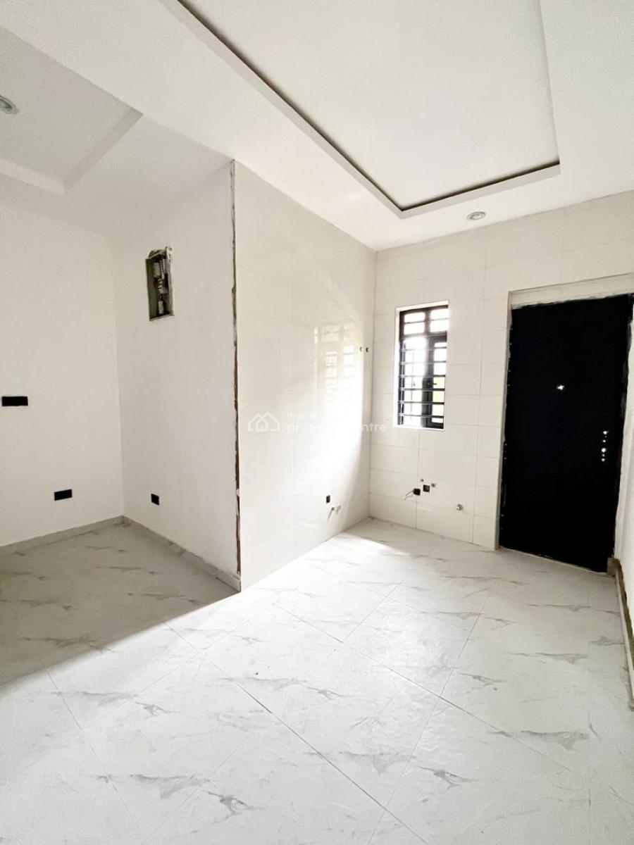 Contemporary 2 Bedroom Apartment, Ajah, Lagos, Flat / Apartment for Sale