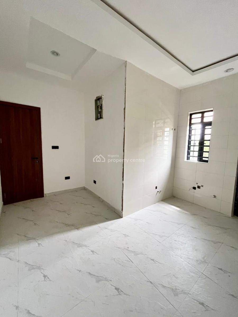 Contemporary 2 Bedroom Apartment, Ajah, Lagos, Flat / Apartment for Sale