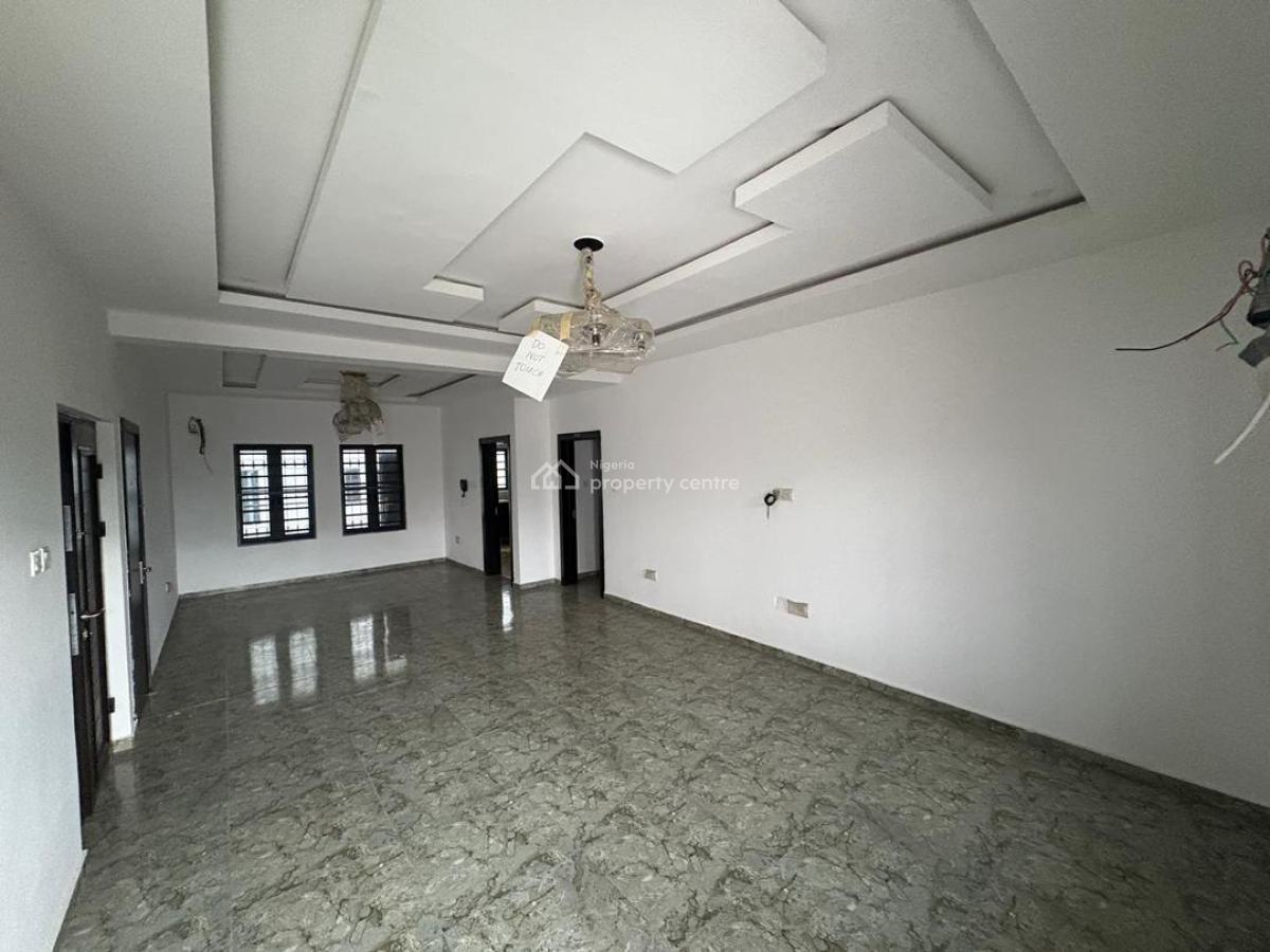 3-bedroom Apartment, Lekki Phase 1, Lekki, Lagos, Flat / Apartment for Sale