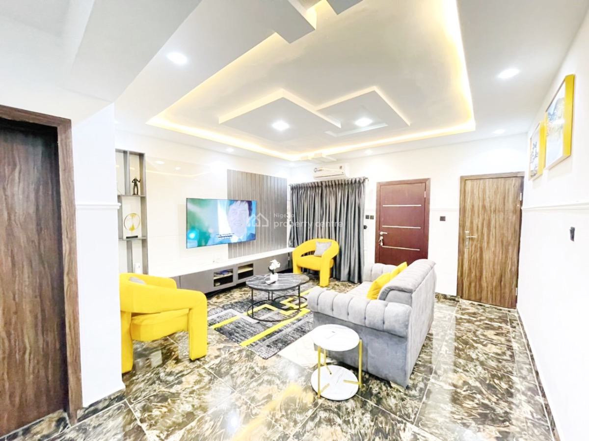 Luxury 3 Bedroom Flat, Gra Phase 2, Magodo, Lagos, Flat / Apartment for Sale