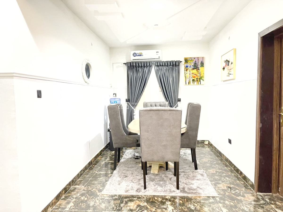 Luxury 3 Bedroom Flat, Gra Phase 2, Magodo, Lagos, Flat / Apartment for Sale