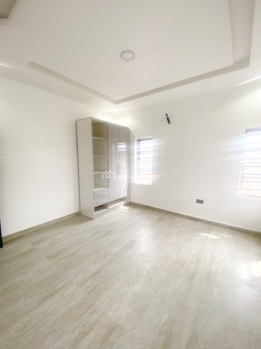 a Well Maintained Spacious 2 Bedroom Flat, Ikeja, Lagos, Flat / Apartment for Rent