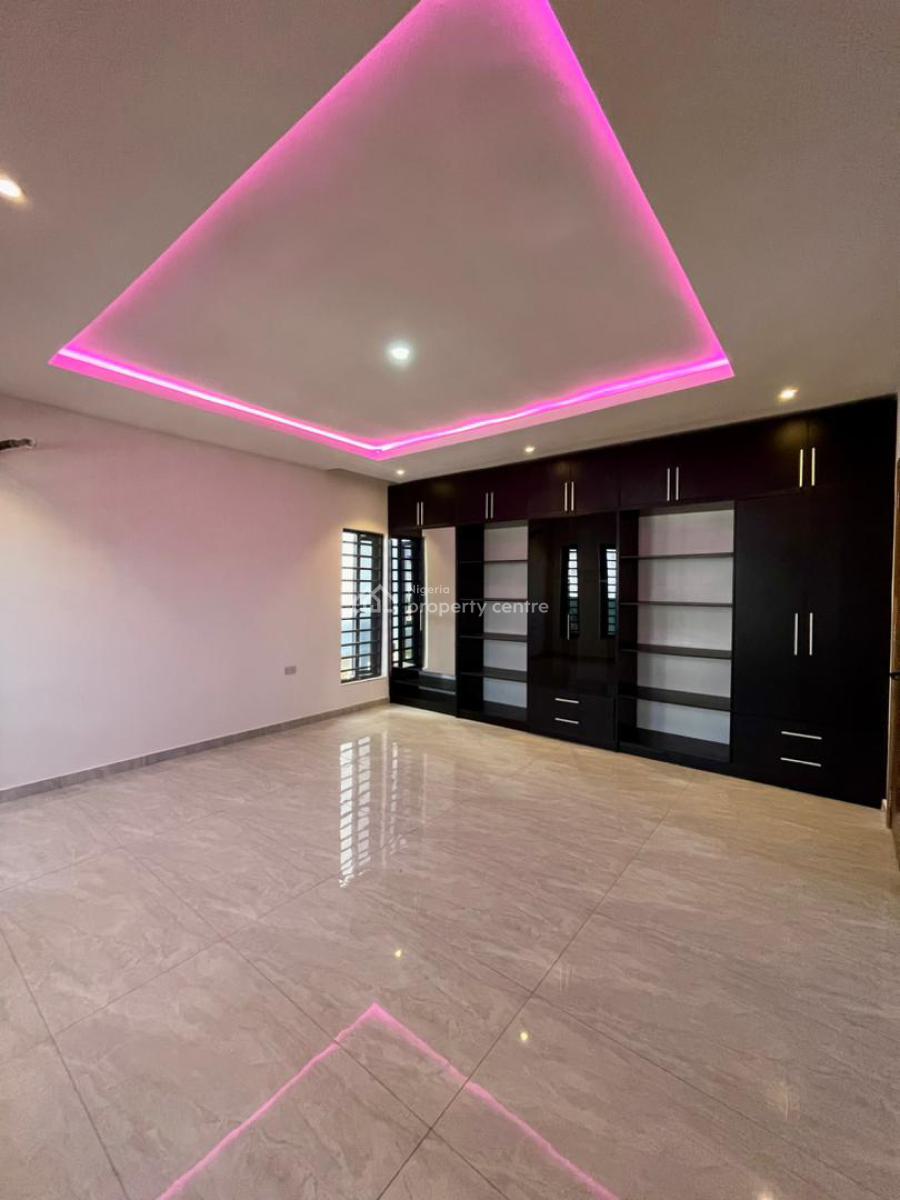 Beautiful 2 Bedroom Apartment with Bq, Ikate, Lekki, Lagos, Flat / Apartment for Sale